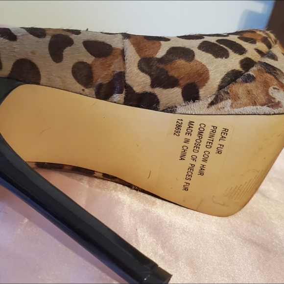 Steve Madden Women's Fur Leopard Heels - Picture 3 of 5